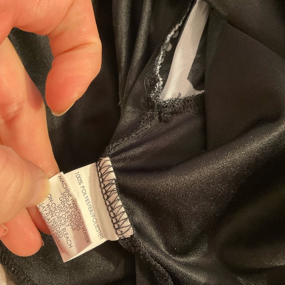 Speechless black and white sheer blouse with attached tank size M - Picture 7 of 7